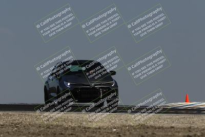 media/May-25-2025-Lotus Club Golden Gate (Sun) [[681474f0a2]]/Advanced Group/Turn 2/